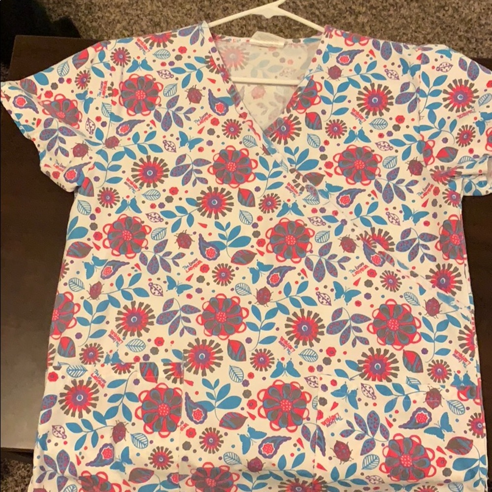 Scrub top